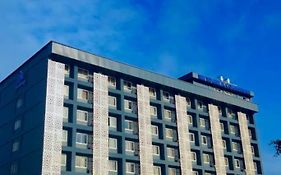 Sm Tower Hotel And Convention Berau